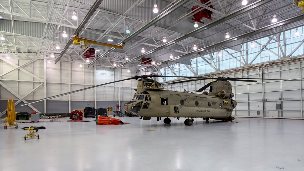 South Carolina National Guard Chinook unit recovers damaged aircraft from field in Savannah