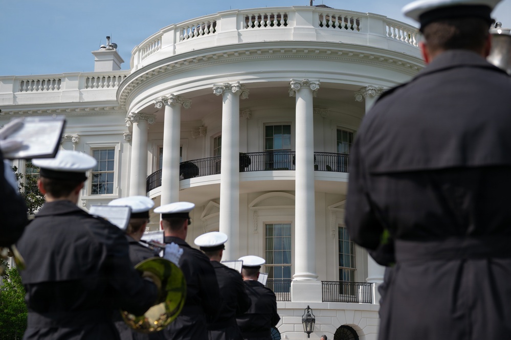 Navy Ceremonial Band at White House for UK Arrival