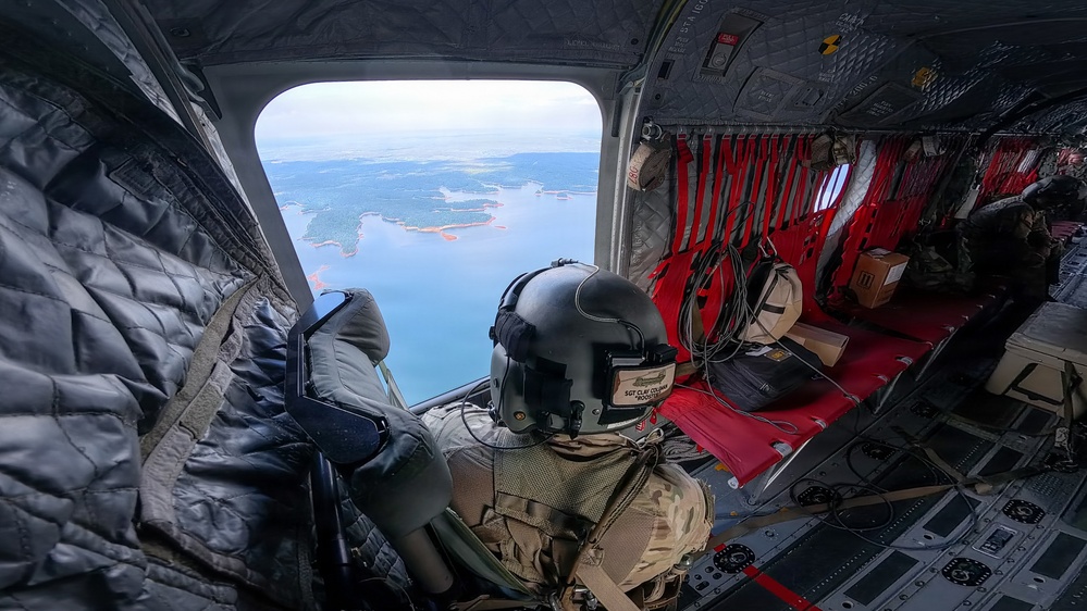 South Carolina National Guard Chinook unit recovers damaged aircraft from field in Savannah
