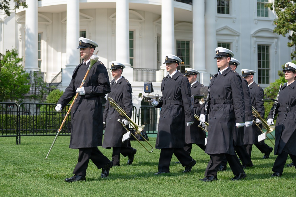 Navy Ceremonial Band at White House for UK Arrival