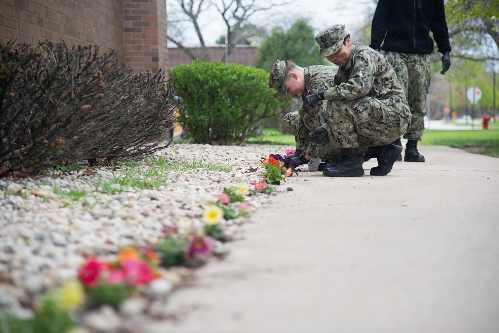 SWESC Great Lakes Students Plant Flowers to Commemorate Sexual Assault Prevention Awareness Month