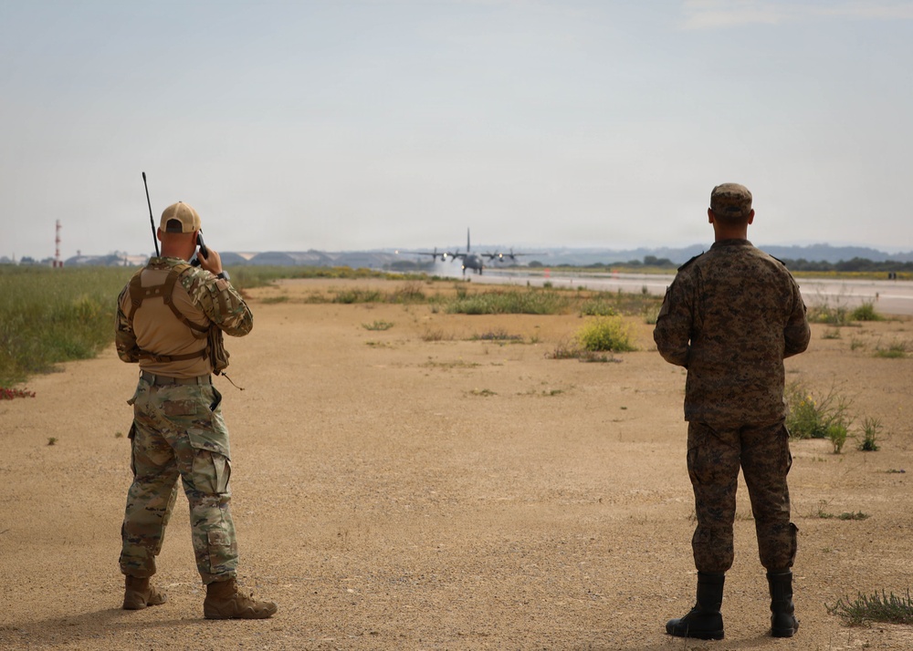 US, Tunisian airmen conduct tactical approach and landing exercises during African Lion 2026