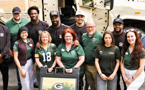 2026 Green Bay Packers Tailgate Tour makes stop at Fort McCoy; visits with Soldiers, Challenge Academy cadets