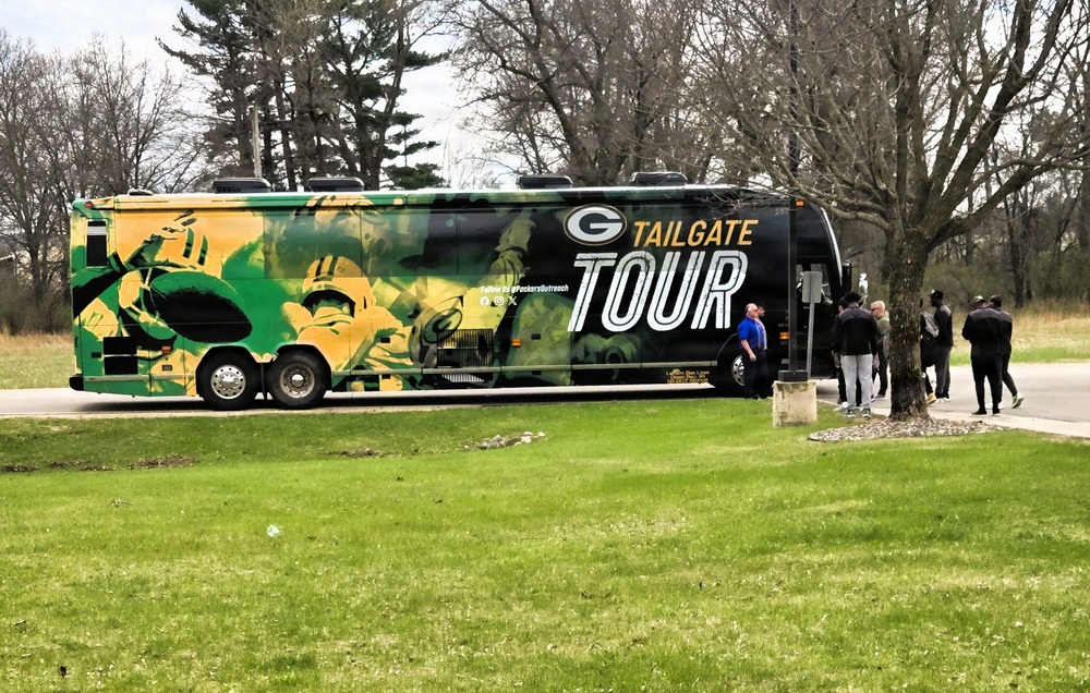 2026 Green Bay Packers Tailgate Tour makes stop at Fort McCoy; visits with Soldiers, Challenge Academy cadets