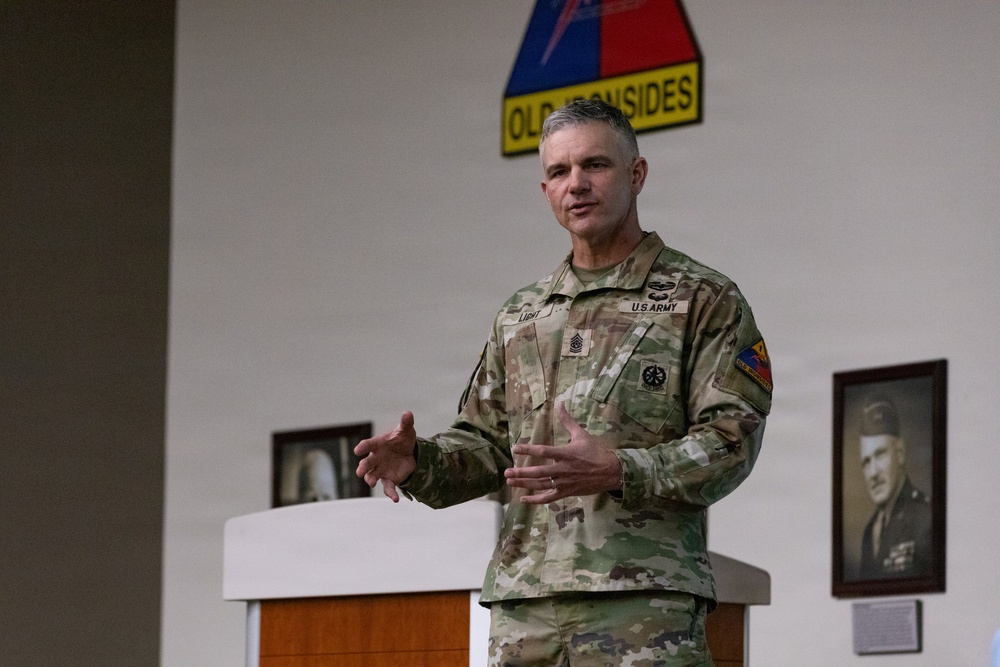 Sergeant Audie Murphy Club adds 1st Armored Division Soldier to its ranks