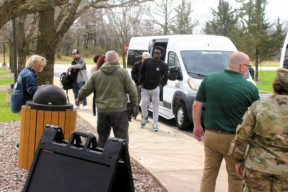 2026 Green Bay Packers Tailgate Tour makes stop at Fort McCoy; visits with Soldiers, Challenge Academy cadets