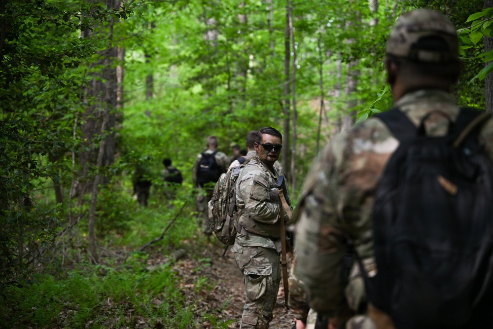 Airmen and Guardian leadership school students take on FTX at Marine Corps Base Quantico
