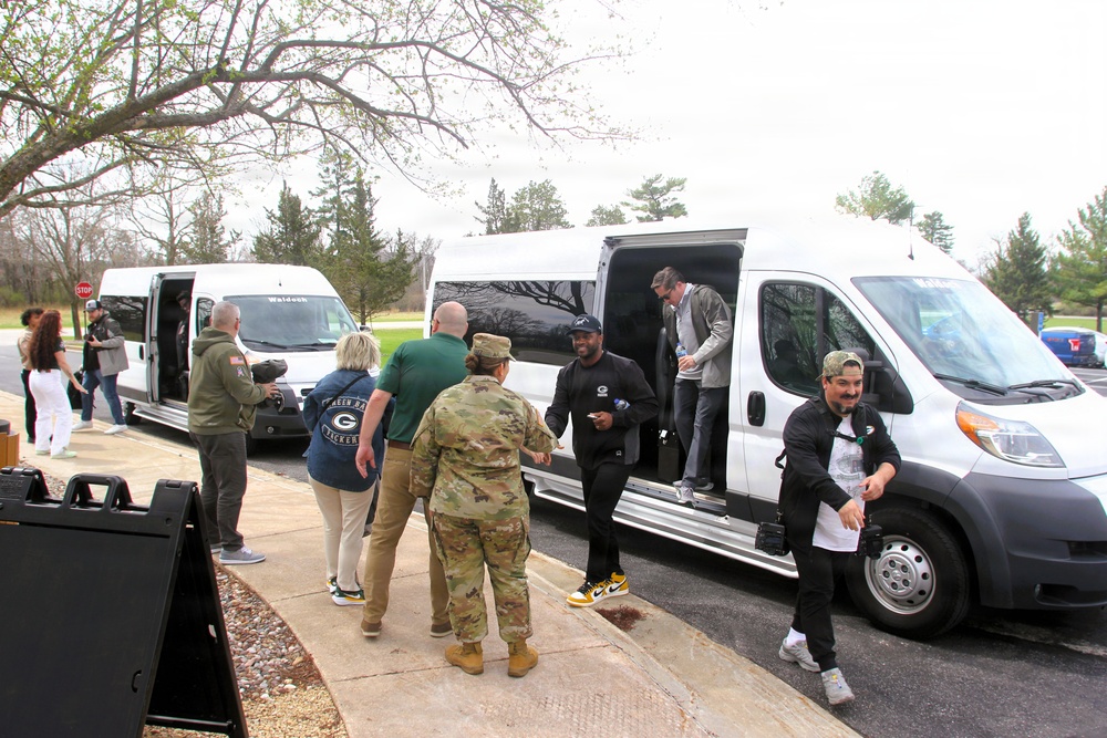 2026 Green Bay Packers Tailgate Tour makes stop at Fort McCoy; visits with Soldiers, Challenge Academy cadets
