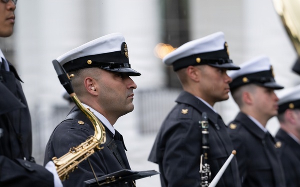 U.S. Navy Ceremonial Band prepares for arrival of King Charles III