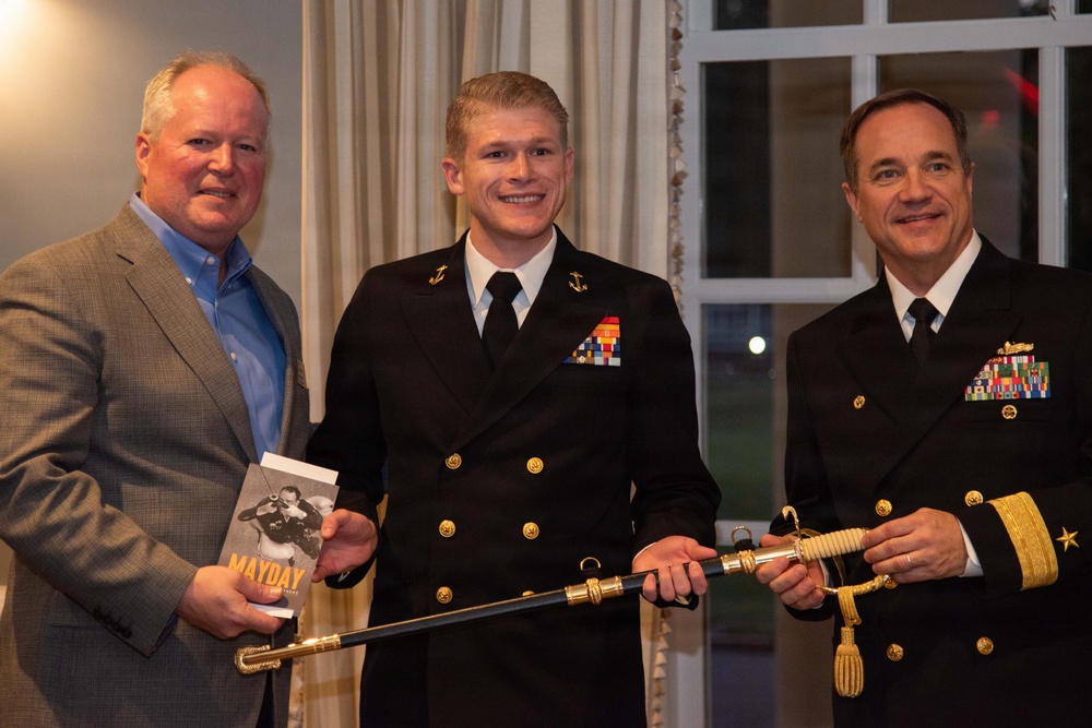 Navy League Memphis Hosts Annual Spring Awards Banquet