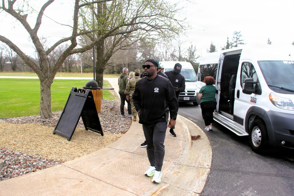 2026 Green Bay Packers Tailgate Tour makes stop at Fort McCoy; visits with Soldiers, Challenge Academy cadets
