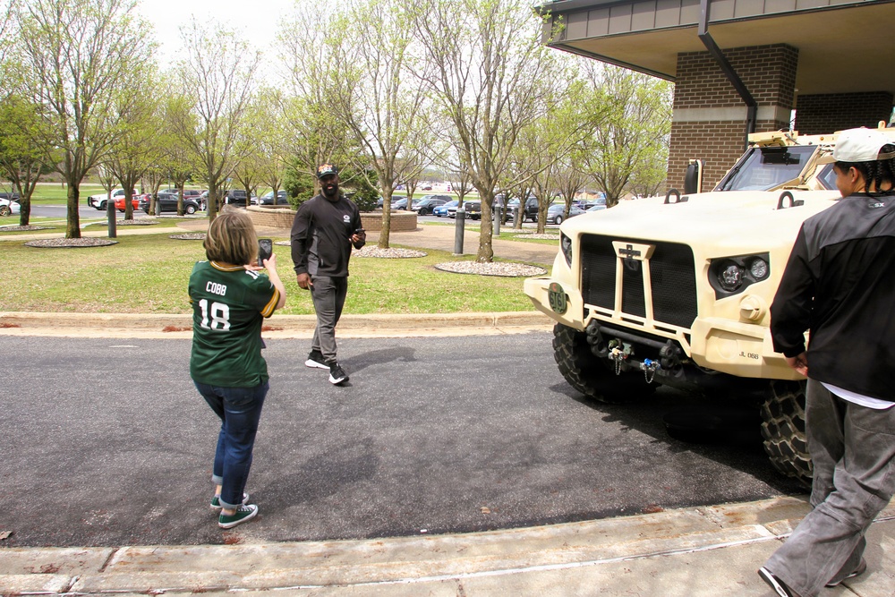 2026 Green Bay Packers Tailgate Tour makes stop at Fort McCoy; visits with Soldiers, Challenge Academy cadets
