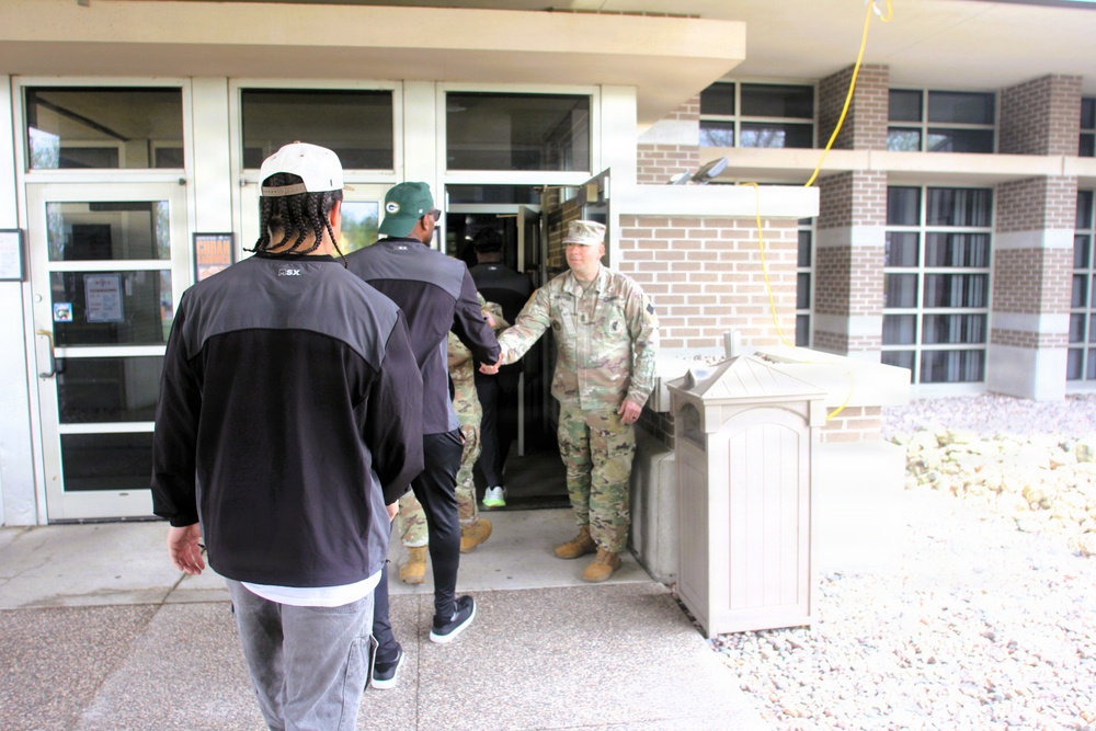 2026 Green Bay Packers Tailgate Tour makes stop at Fort McCoy; visits with Soldiers, Challenge Academy cadets