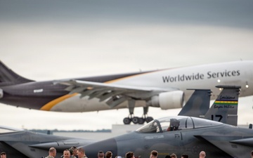 KYANG hosts aircraft for Thunder air show