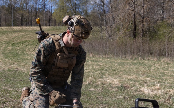 CLB-24 EOD technicians demonstrate forward capabilities in Sweden