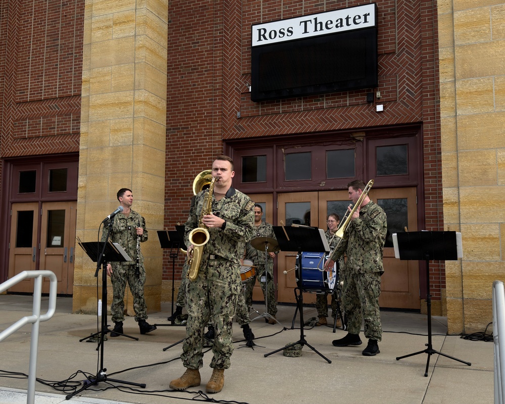Navy Band Great Lakes Brass Band Kick Off SAPR 5K