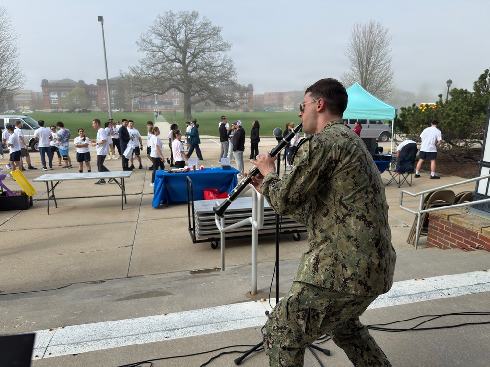 Navy Band Great Lakes Brass Band Kick Off SAPR 5K