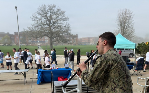 Navy Band Great Lakes Brass Band Kick Off SAPR 5K