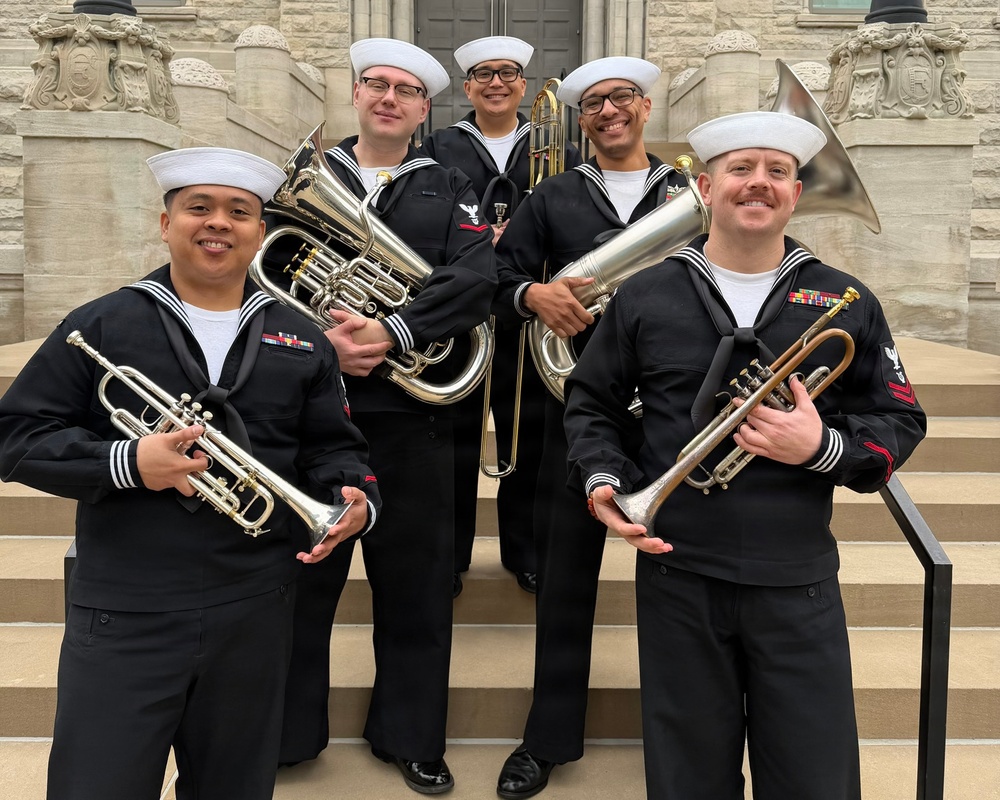 Navy Band Great Lakes Brass Quintet in Lexington for Navy Week