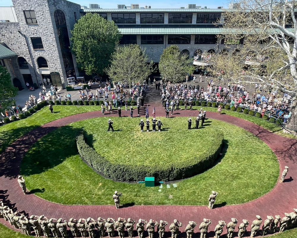 Navy Band Great Lakes Brass Quintet in Lexington for Navy Week