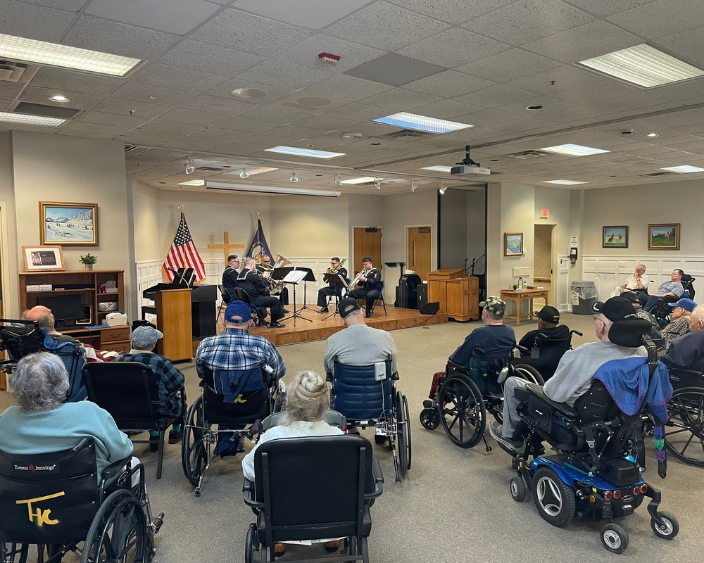 Navy Band Great Lakes Brass Quintet in Lexington for Navy Week