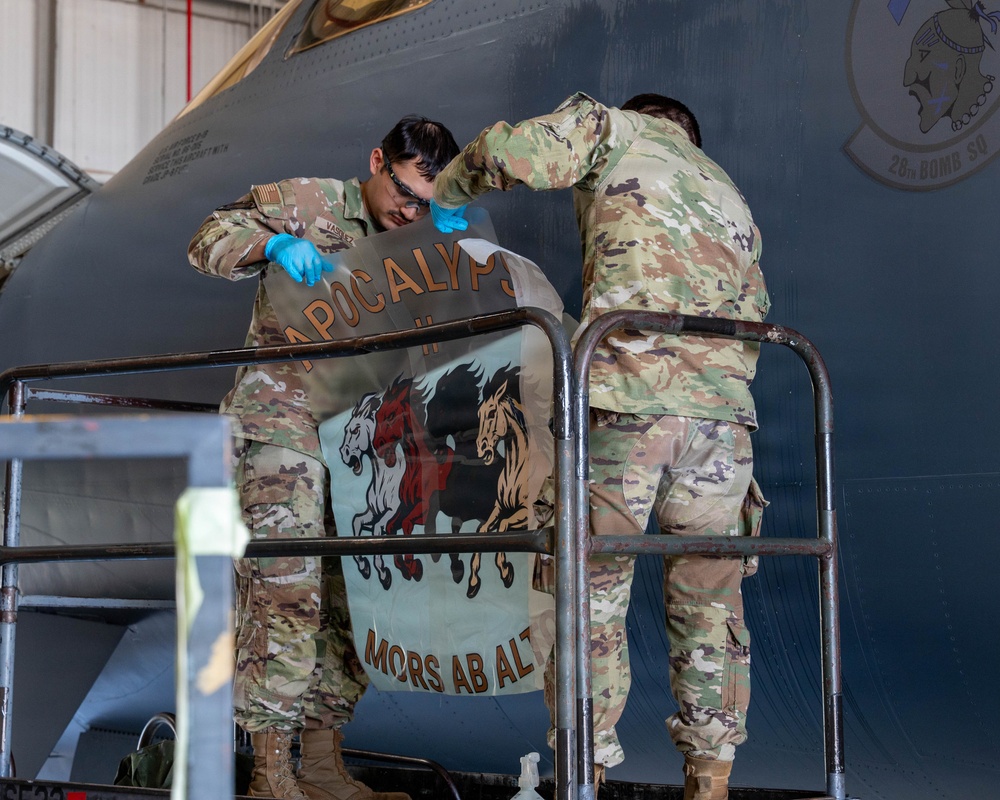 Dyess Airmen prepare “Apocalypse II” for operational service