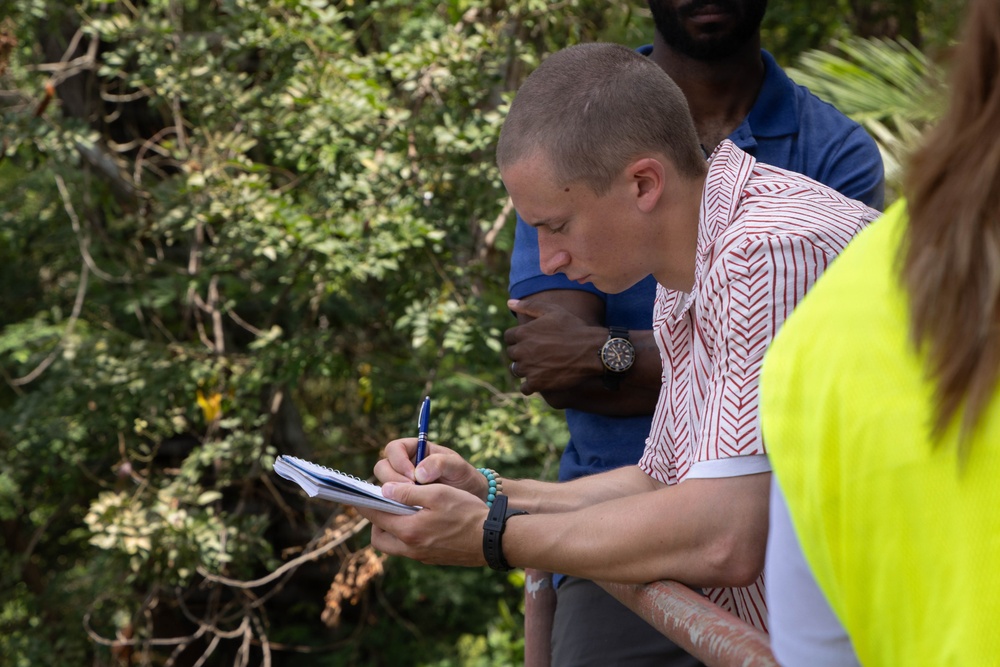 SOUTHCOM medical professionals conduct water testing in Panama