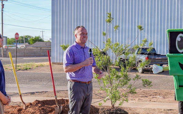 Steadfast Line celebrates Arbor Day