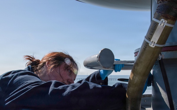 USS John C. Stennis (CVN 74) Mast Climb
