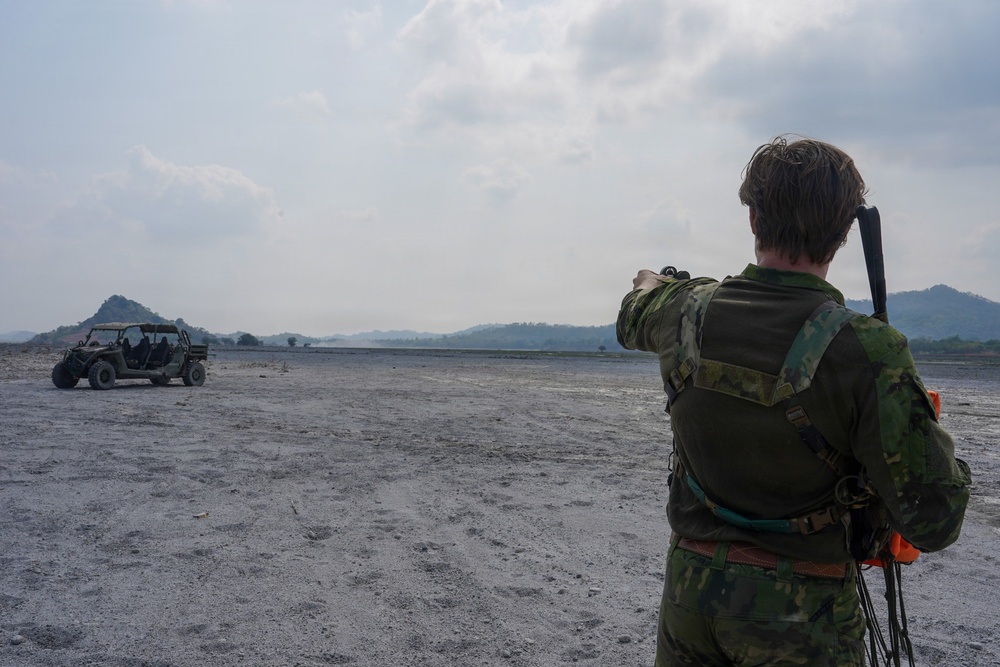 Balikatan 26: U.S., Philippine special operations forces execute friendship jumps