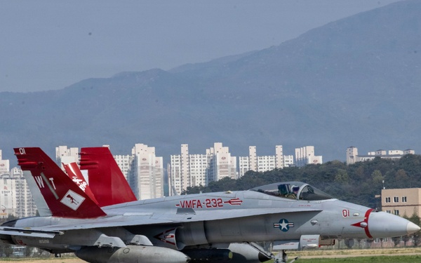 U.S. Forces and ROKAF showcase allied readiness