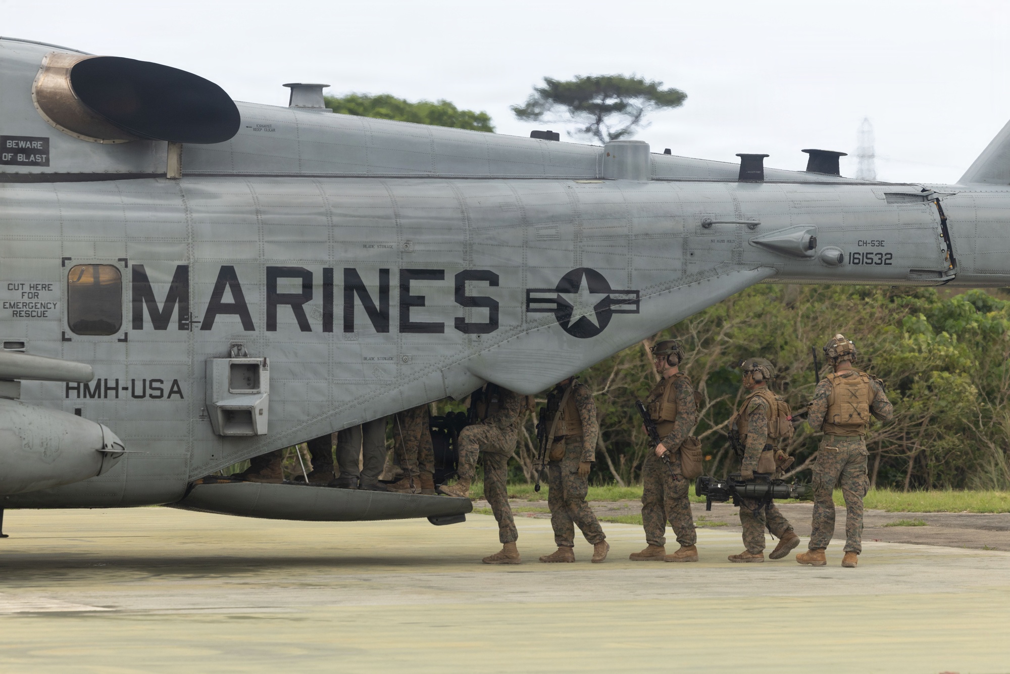 米軍基地 沖縄 80ｓスカジャンチャレンジUSMC　USN　USAFUSA MCCS Okinawa - MCCS Okinawa added a new photo — with