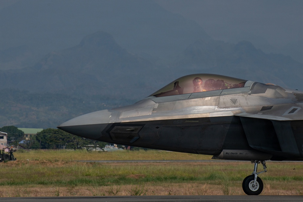 Hawaiian Raptors enhance interoperability during Cope Thunder 26-1