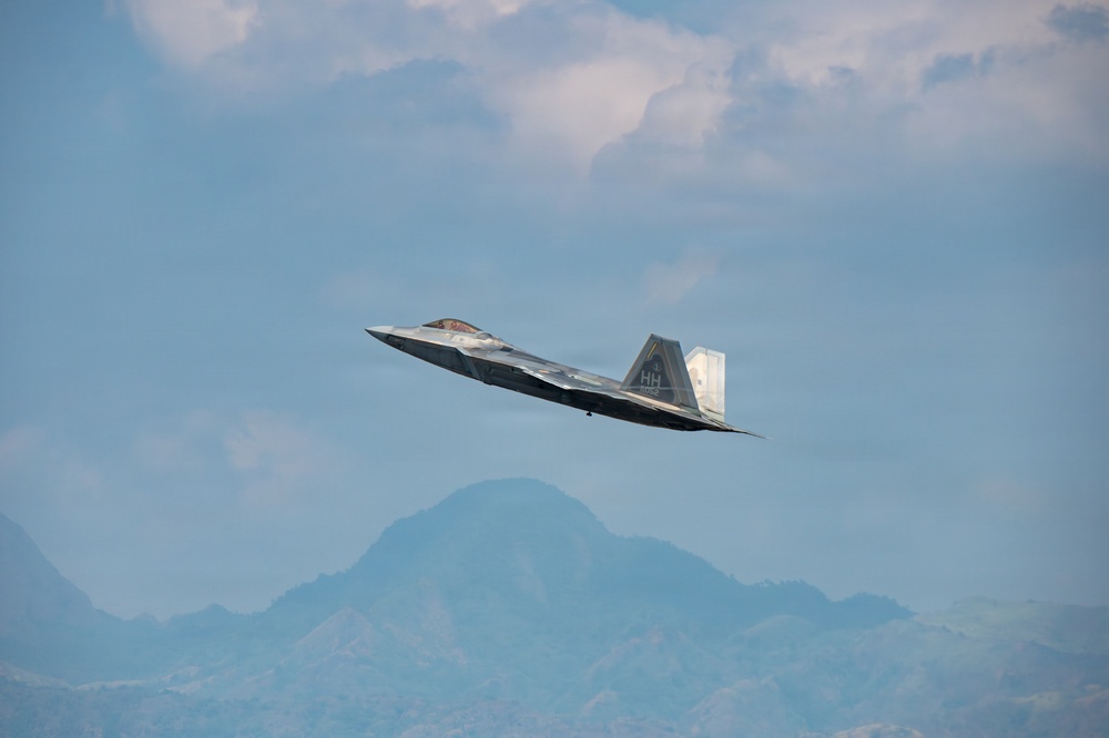 Hawaiian Raptors enhance interoperability during Cope Thunder 26-1