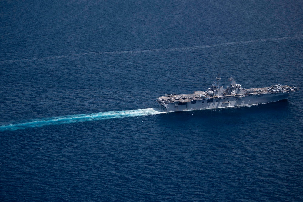 USS Boxer Conducts Sulu Sea Transit