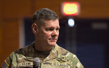 U.S. Army Maj. Gen. Klein at The Senior Leadership Training