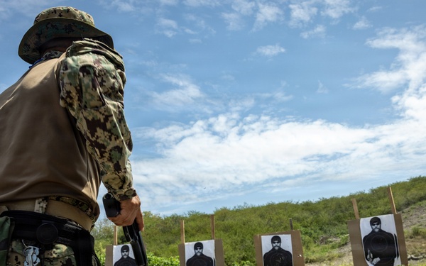 22nd MEU (SOC) | Pistol Marksmanship with Ecuadorian Marines