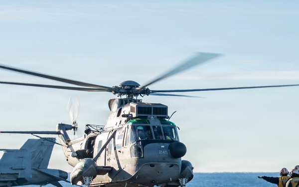 Argentine Service Members Embark Nimitz for SME Exchange