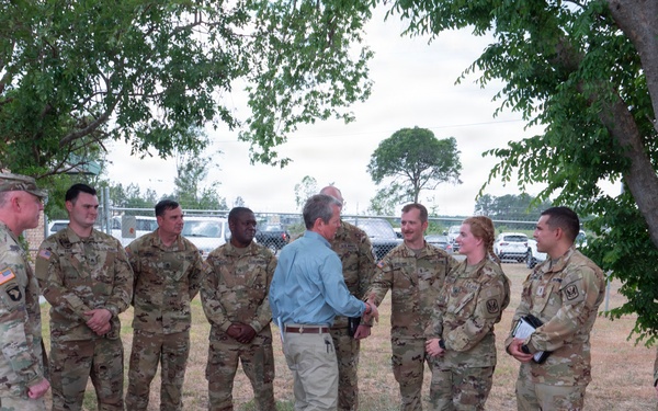 Adjutant General of Georgia visit during wilfires