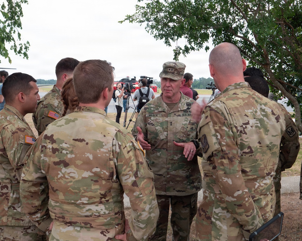 Adjutant General of Georgia visit during wilfires