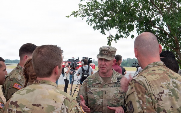 Adjutant General of Georgia visit during wilfires