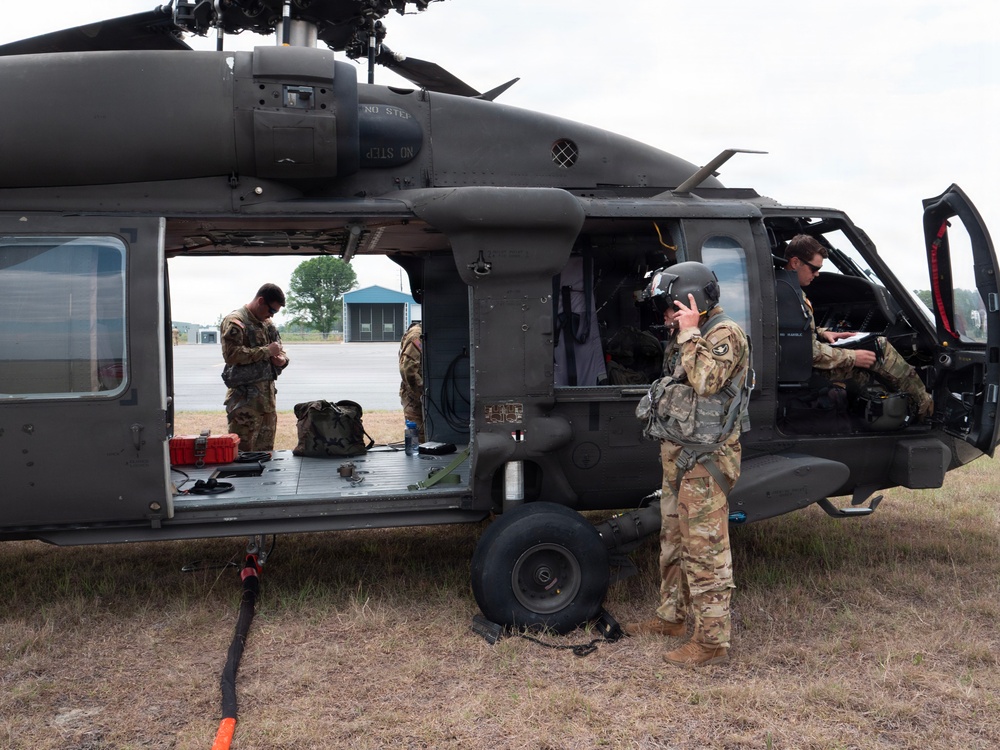 Adjutant General of Georgia visit during wilfires