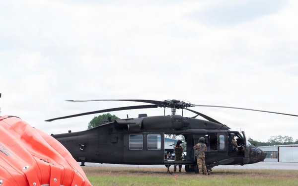 Adjutant General of Georgia visit during wilfires