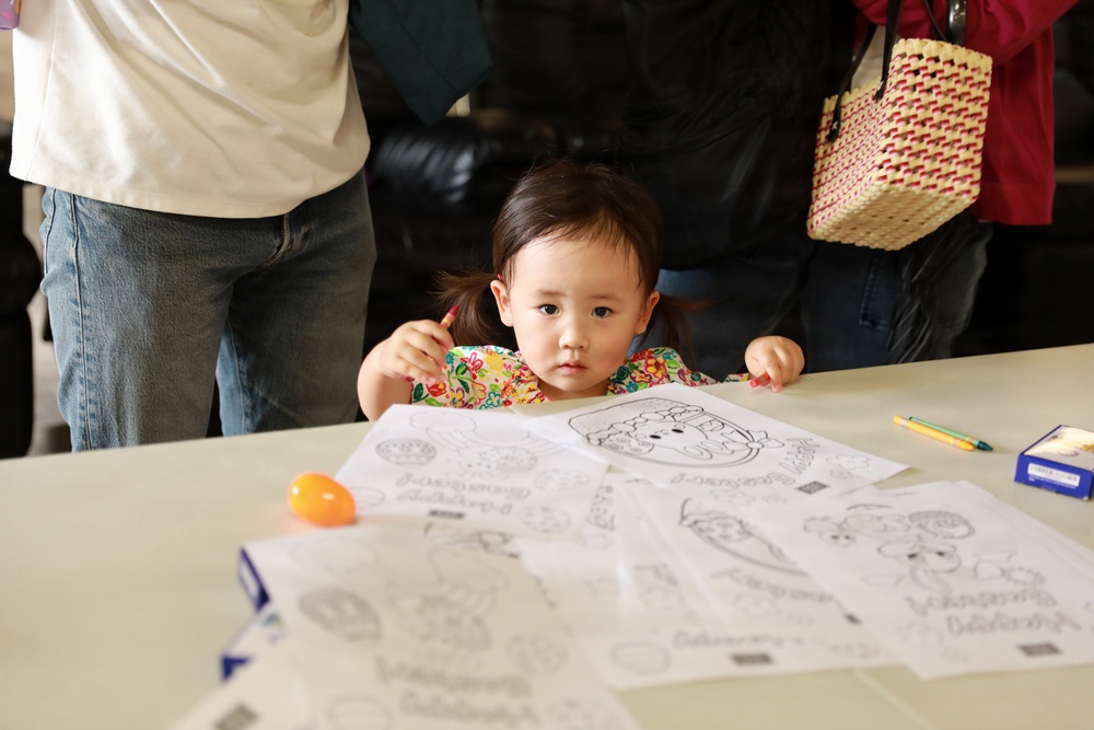 Camp Hansen USO hosts annual Easter Egg Hunt