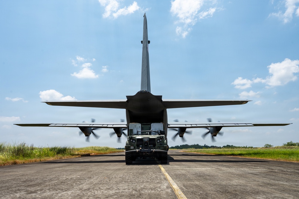 Balikatan 2026: 317th AW, 3rd MLR airlift NMESIS into Itbayat, Philippines