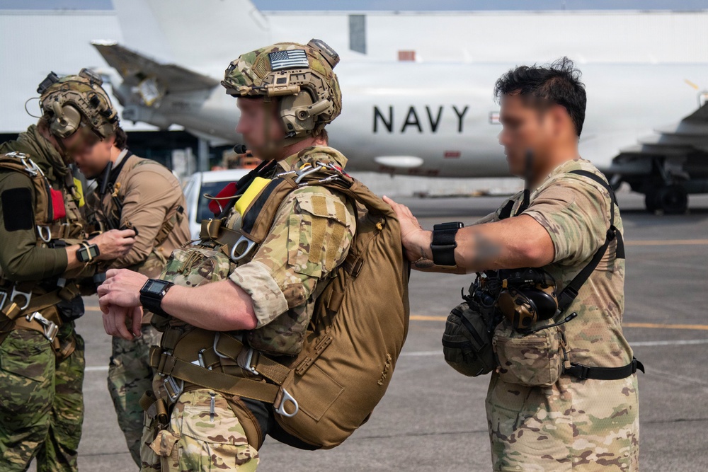 Balikatan 26: U.S., Philippine special operations forces execute friendship jumps