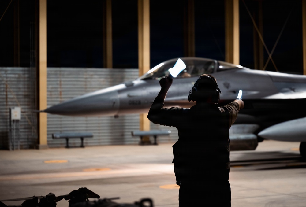 480th MGFE launches F-16 Fighting Falcons