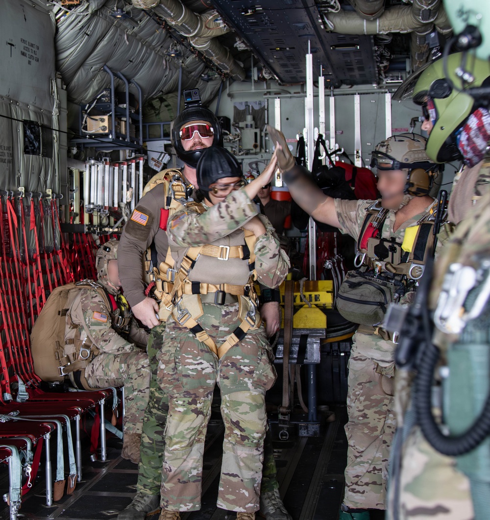 Balikatan 26: U.S., Philippine special operations forces execute friendship jumps