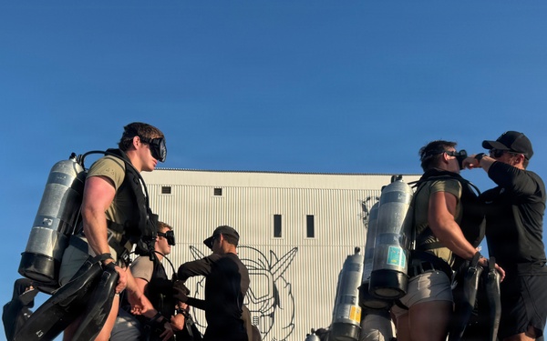 Combat Diver Qaulification Course Students Training