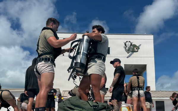 Combat Diver Qaulification Course Students Training